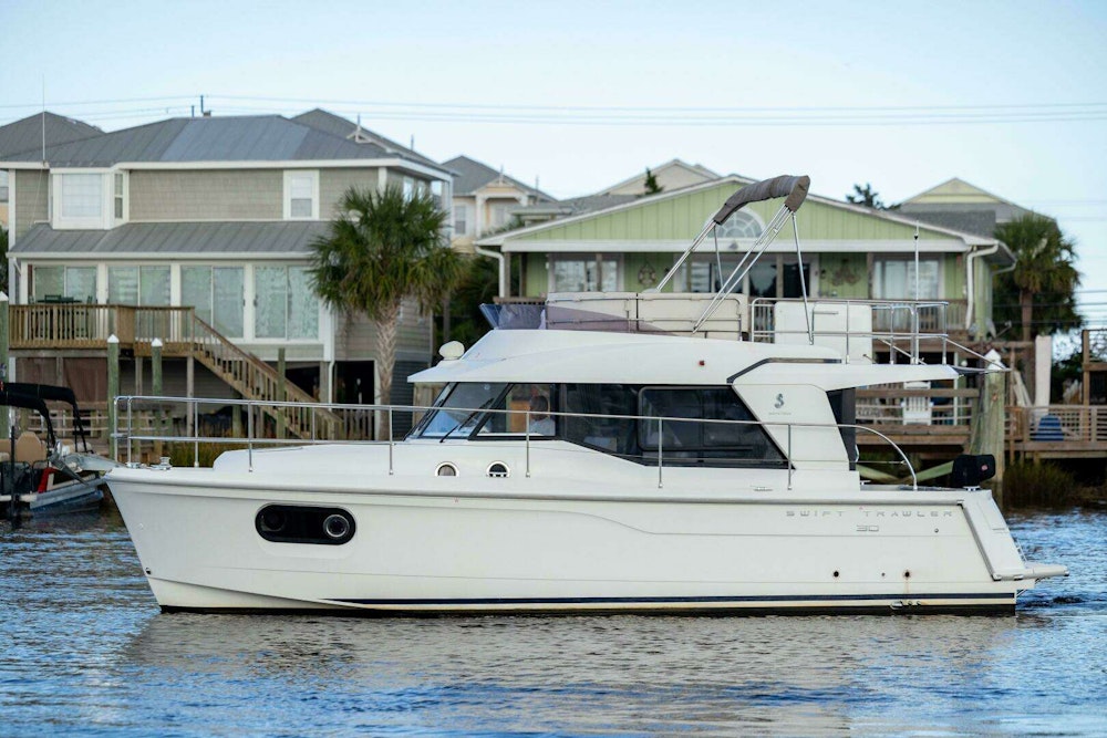 Beneteau Swift Trawler 30 Yacht For Sale
