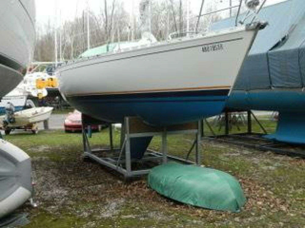 Beneteau  Yacht For Sale