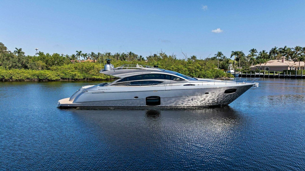 Pershing  Yacht For Sale