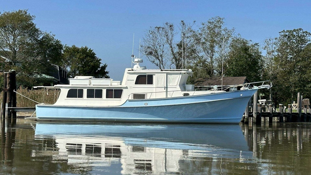 Duffy Pilothouse Fast Trawler Yacht For Sale