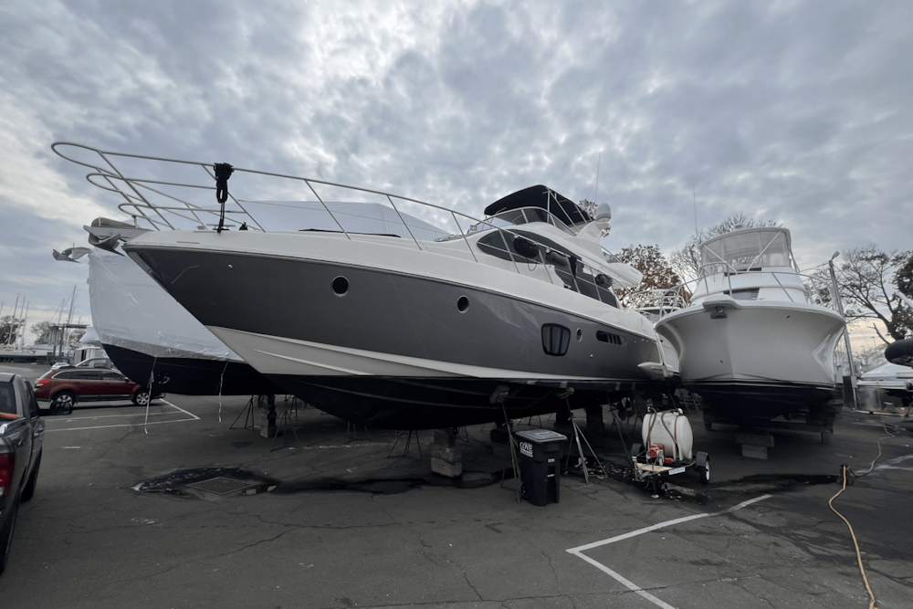 Azimut 55 Yacht For Sale