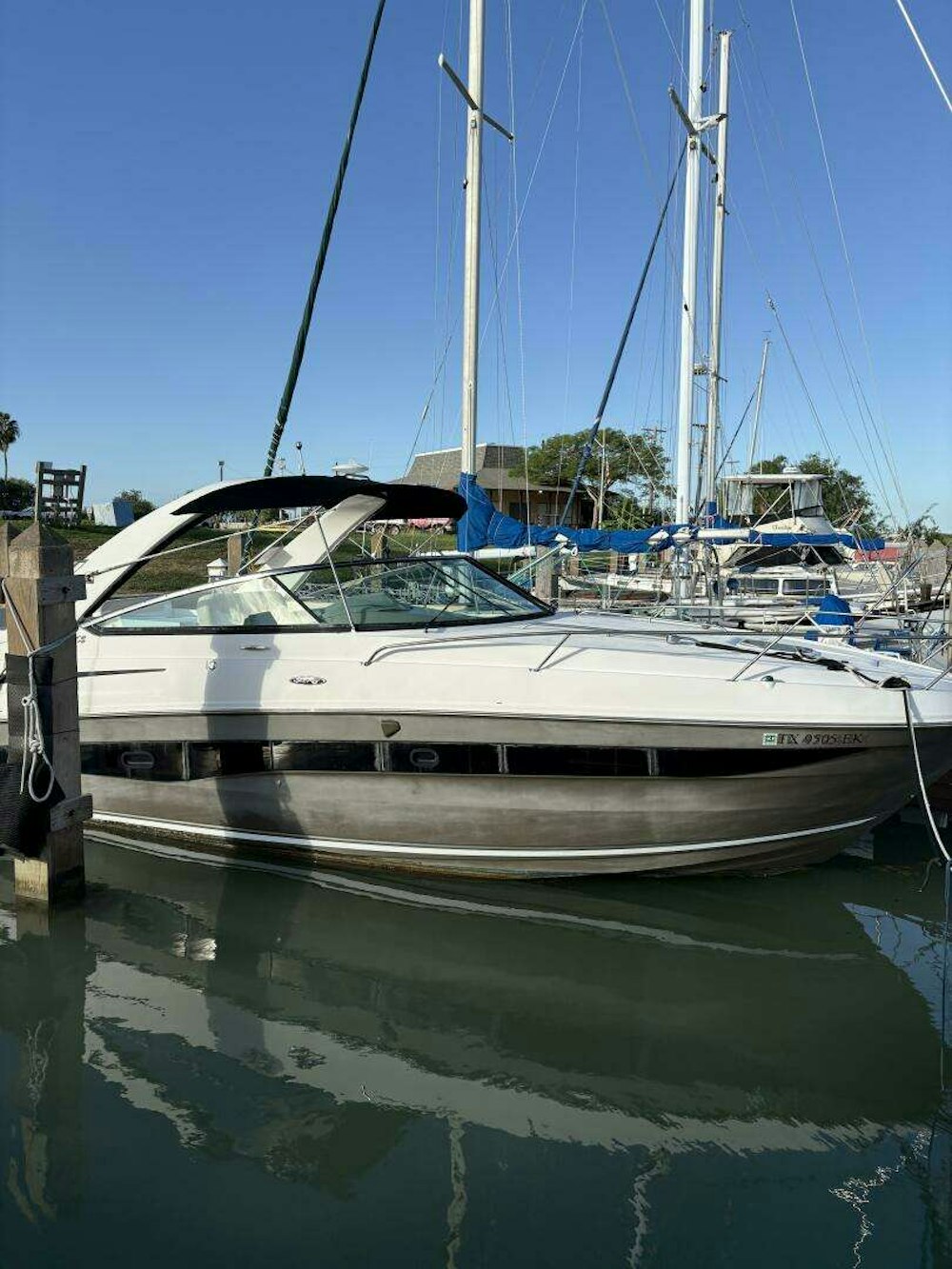 Sea Ray 370 Venture Yacht For Sale