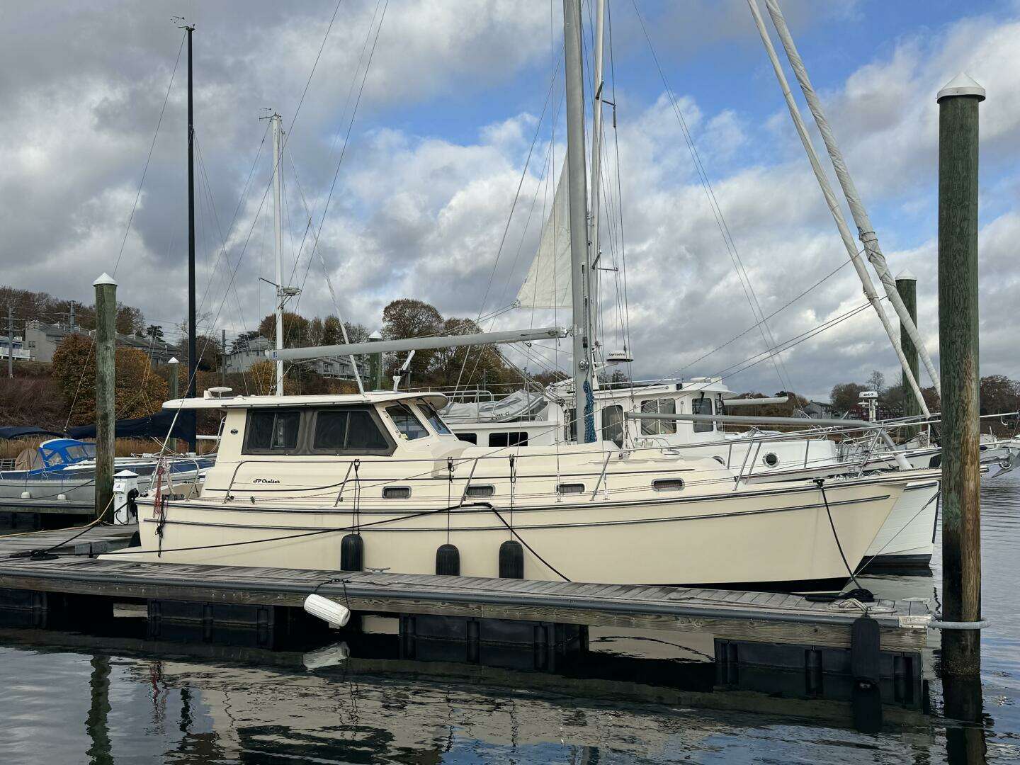 2008 Island Packet SP Cruiser 41' Yacht For Sale | THE 2008 Island Packet SP Cruiser 41' Yacht For Sale | THE
