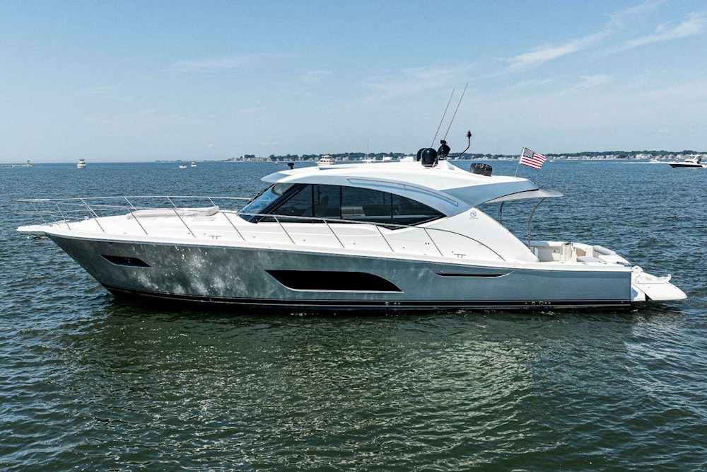 Riviera 575 SUV Yacht For Sale