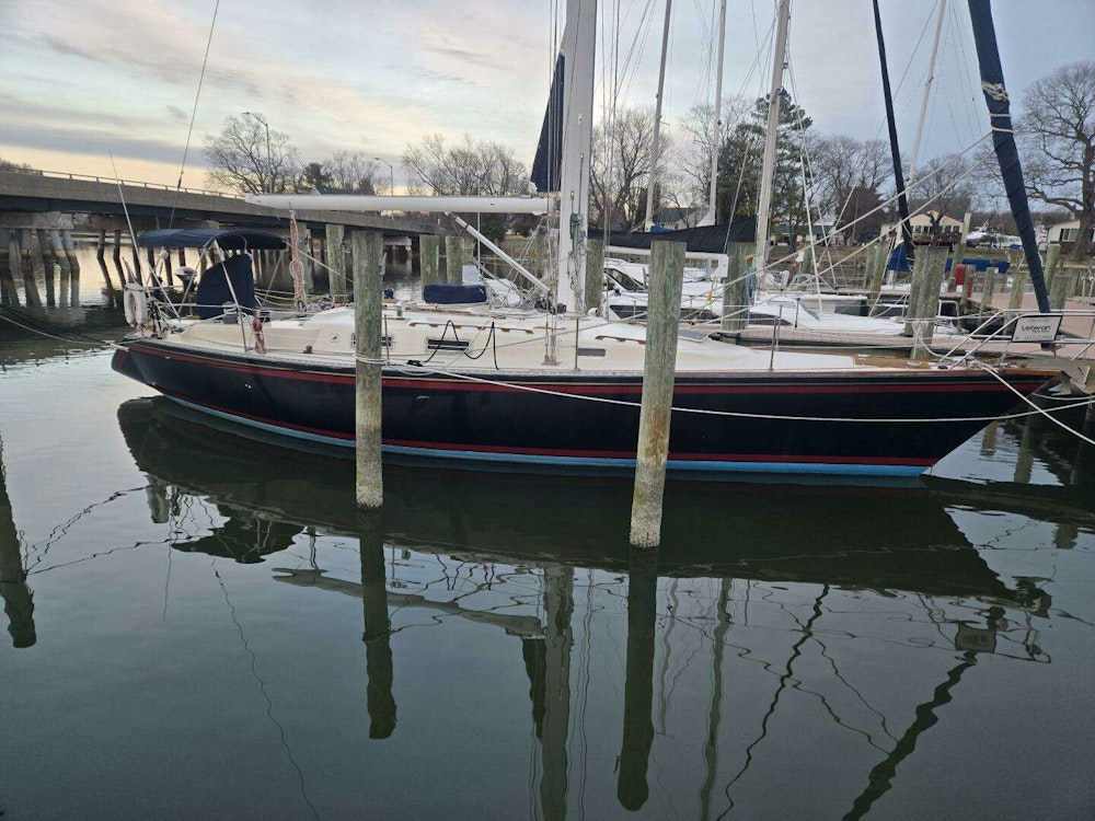 Morgan 454 Yacht For Sale