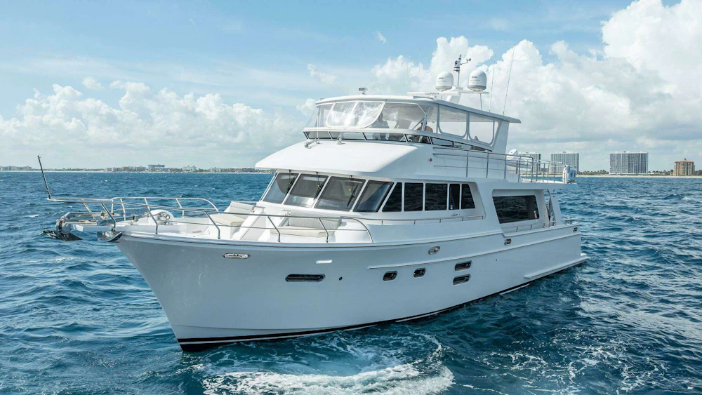 Hampton 658l Endurance Yacht For Sale