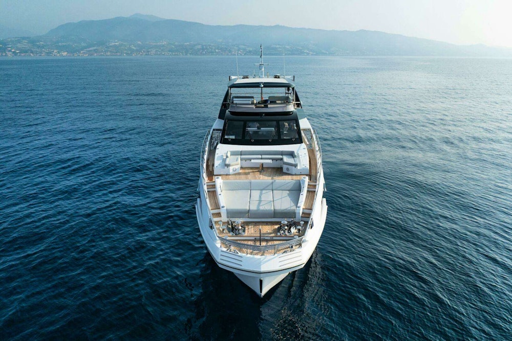 Azimut Azimut Grande 27M Yacht For Sale