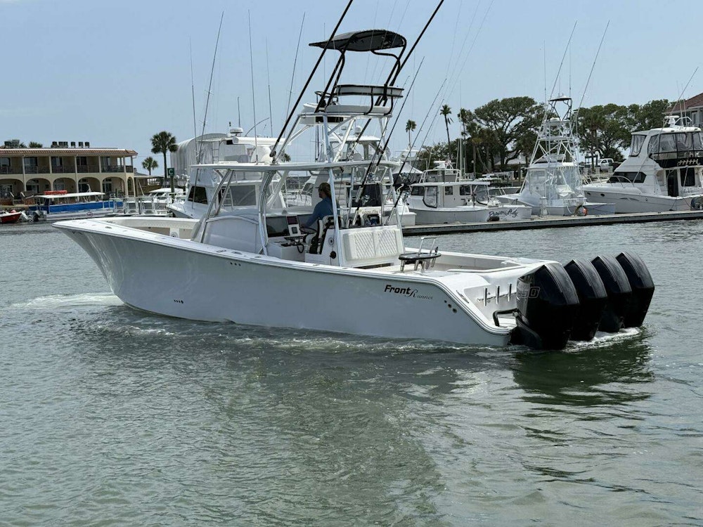 Front Runner  Yacht For Sale