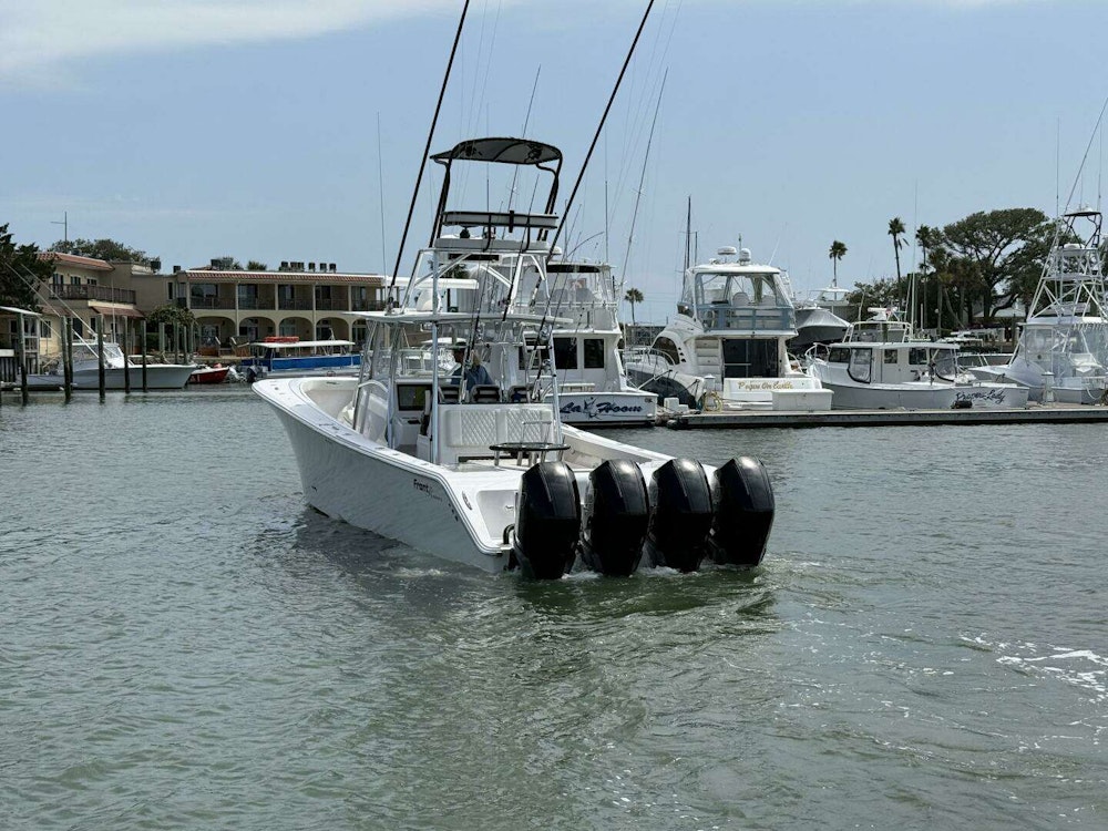 Front Runner  Yacht For Sale
