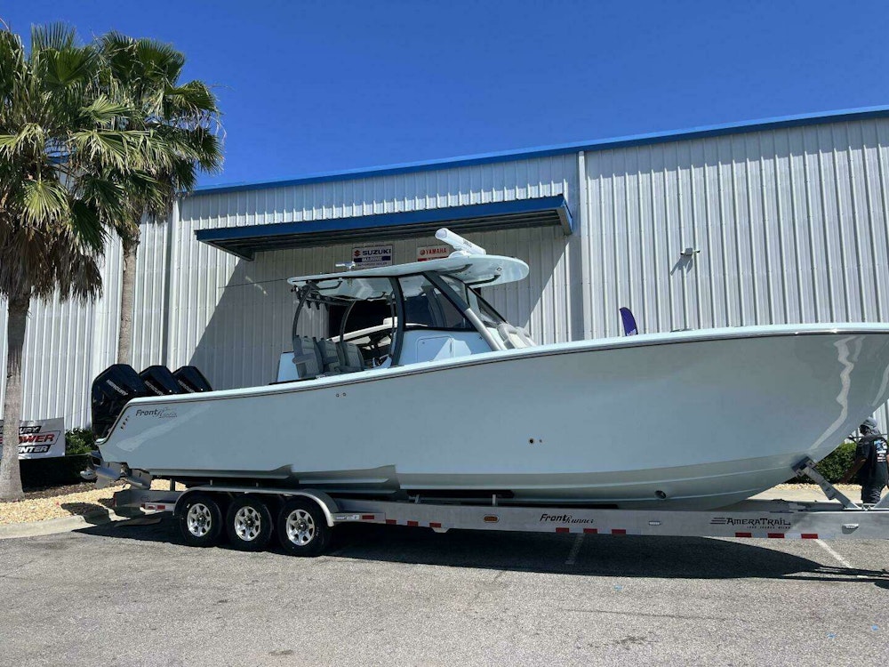 Front Runner 36 CC Yacht For Sale