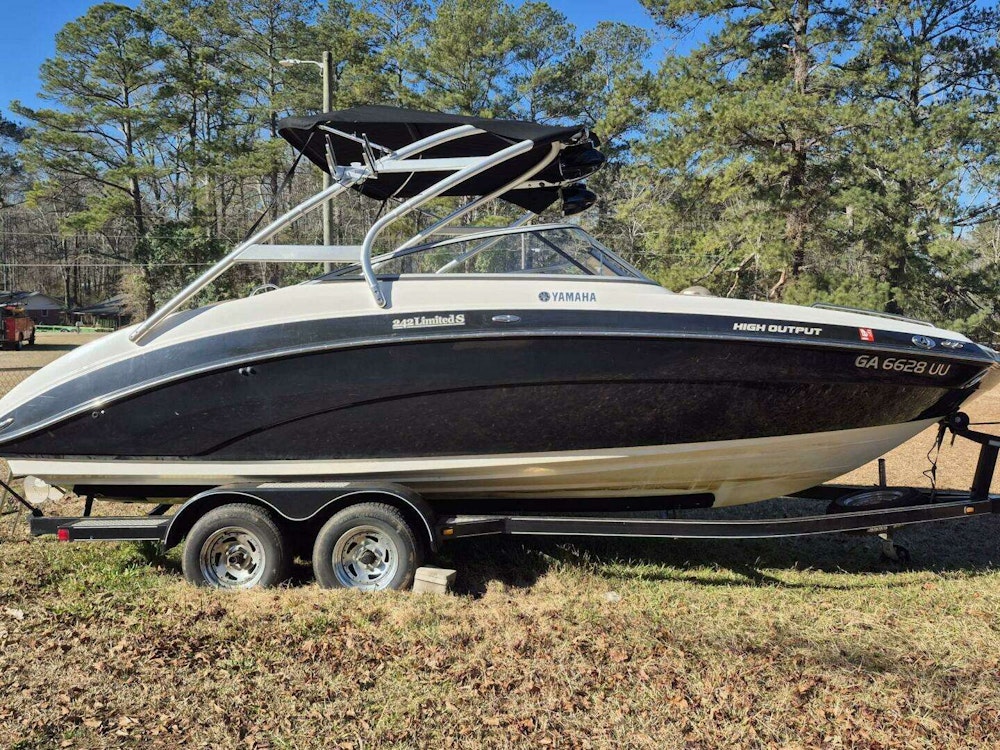 Yamaha Boats 242 Limited S Yacht For Sale