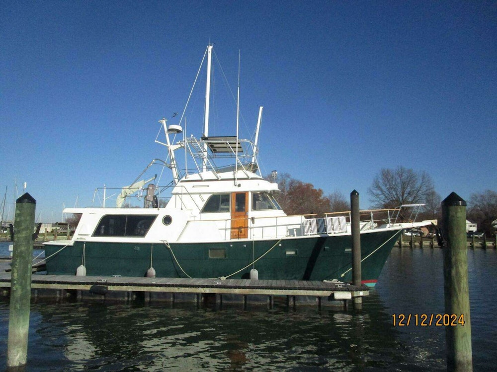 Hatteras LRC Yacht For Sale