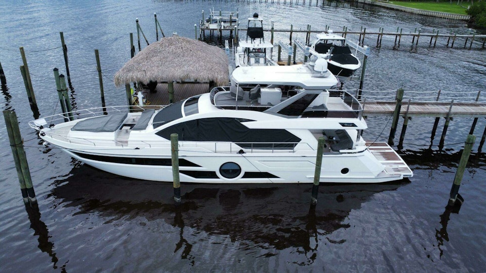 Aicon 66 Vivere Yacht For Sale