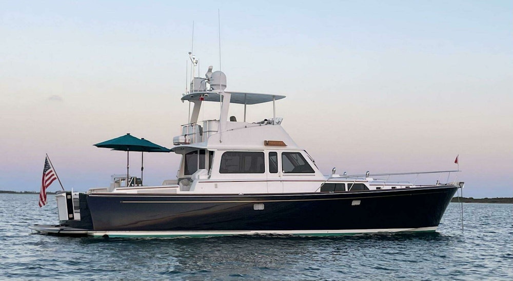 Lyman-Morse Flybridge Yacht For Sale
