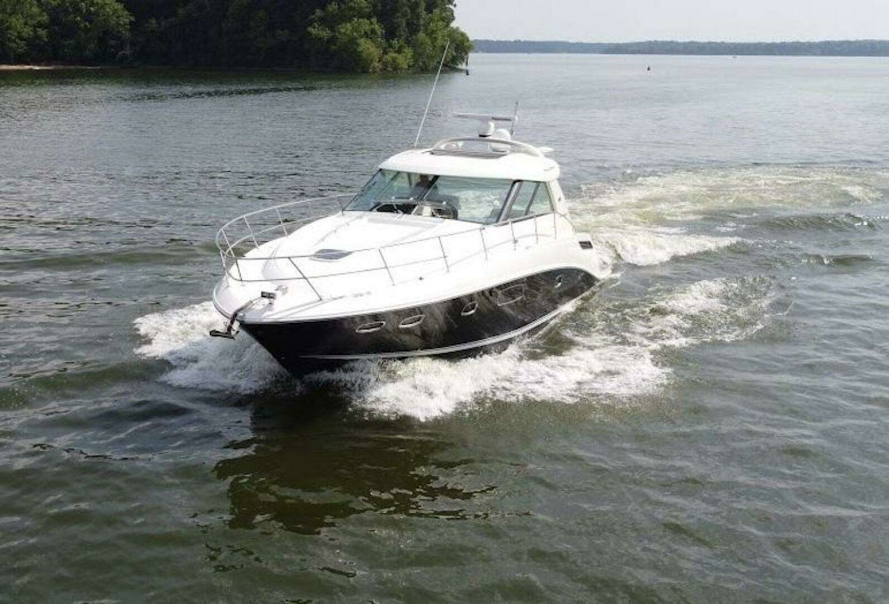 Sea Ray 450 Sundancer Yacht For Sale