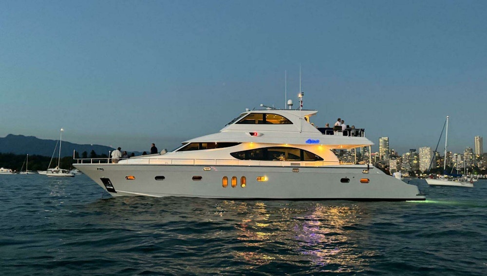 Mystica Skylounge Yacht For Sale