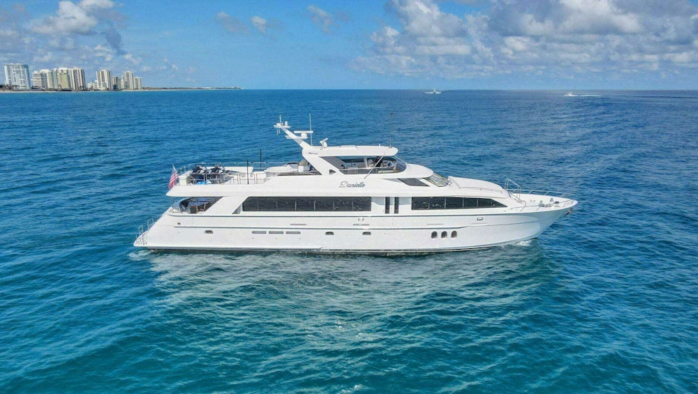 Hatteras  Yacht For Sale
