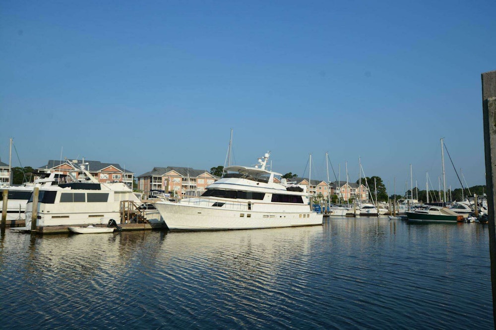 Hatteras 80 Cockpit Motoryacht Yacht For Sale