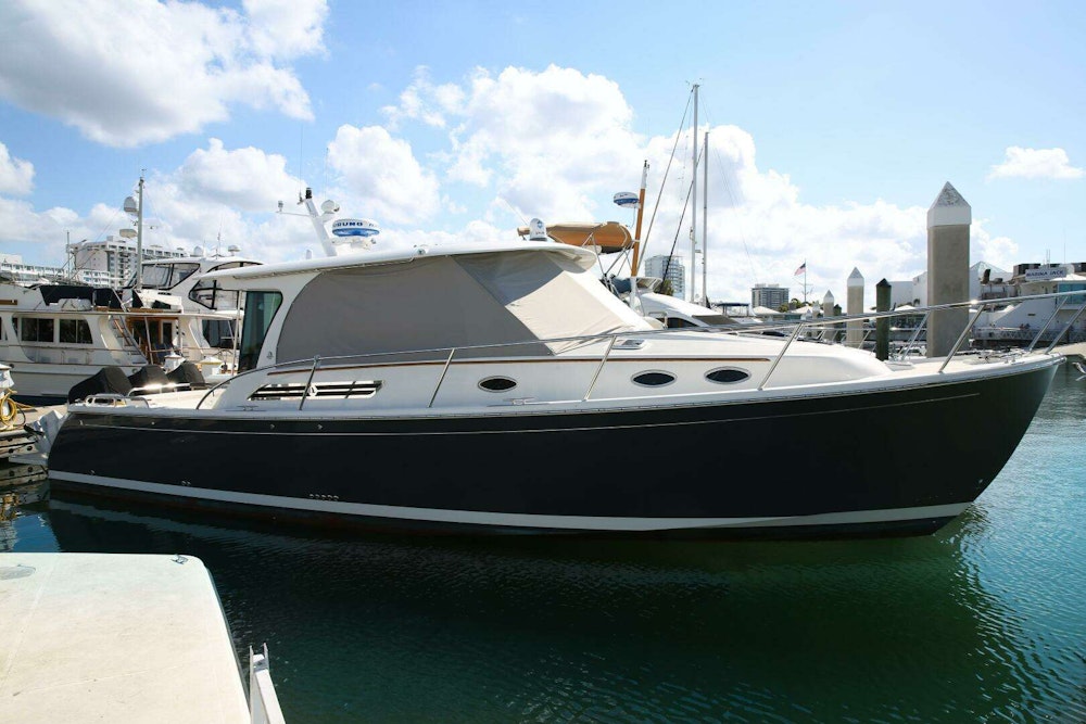 Back Cove 39O Yacht For Sale