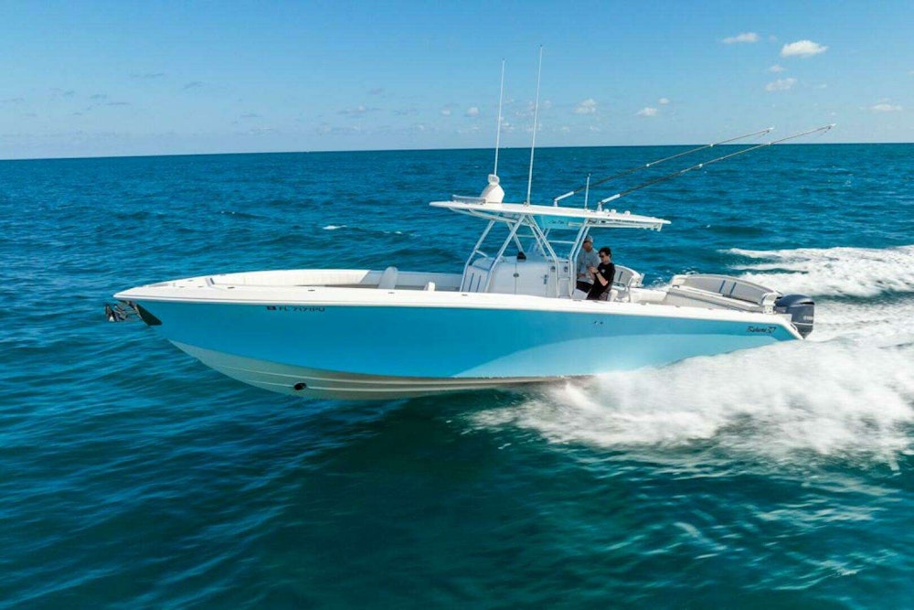 Bahama Center Console Yacht For Sale