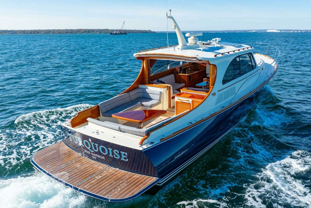Hinckley Talaria 43 Yacht For Sale