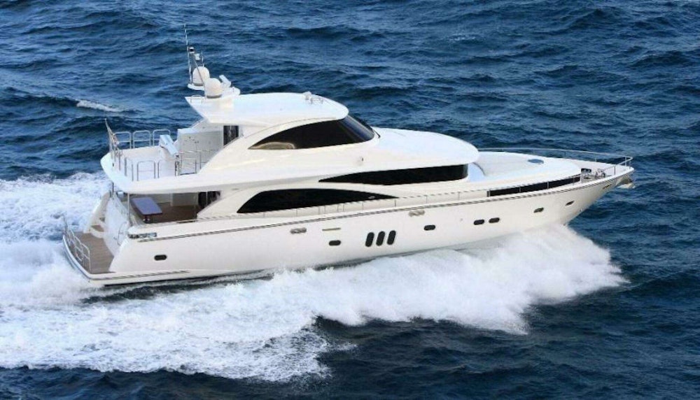 Johnson Skylounge w/Fishing Cockpit Yacht For Sale