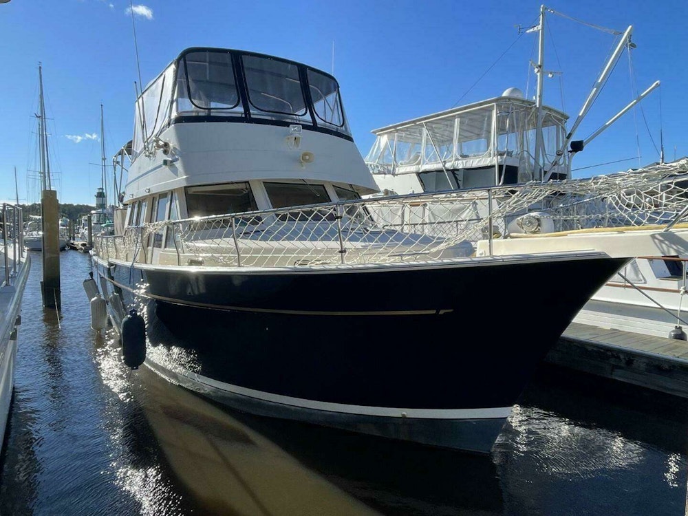 Mainship 430 Aft Cabin 3SR Trawler Yacht For Sale