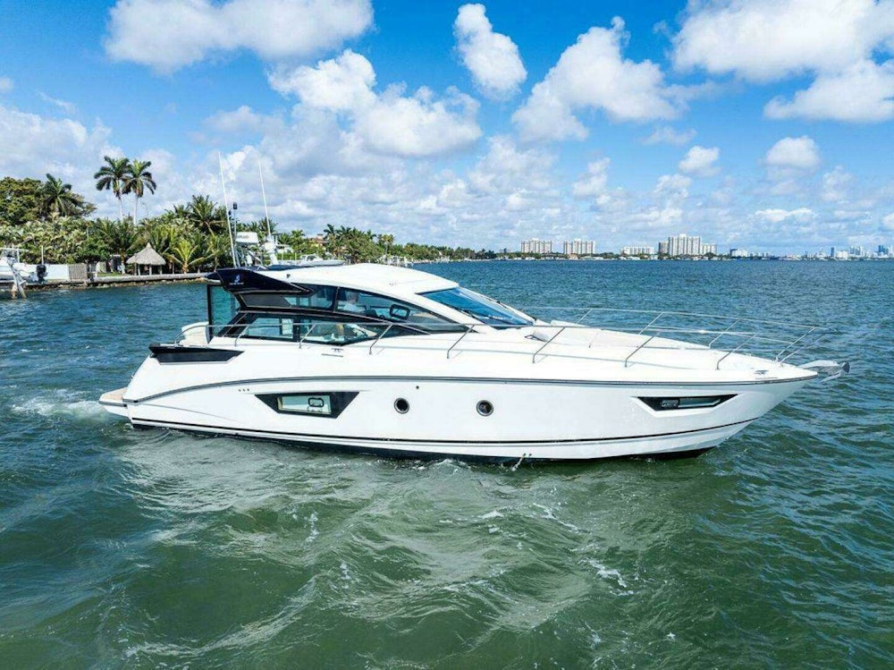 Beneteau Gran Turismo 46 Yacht For Sale