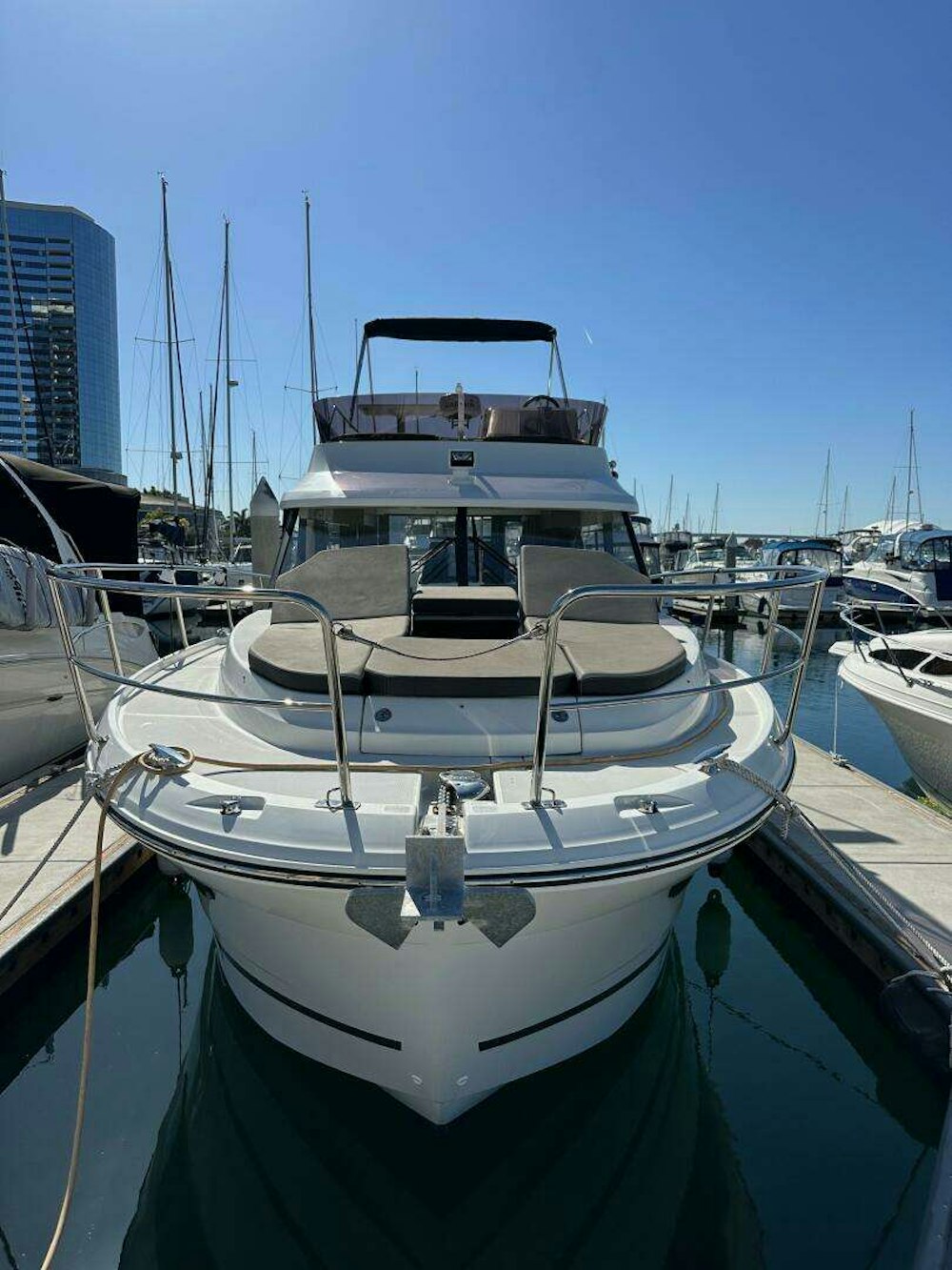Jeanneau NC 1095 Yacht For Sale