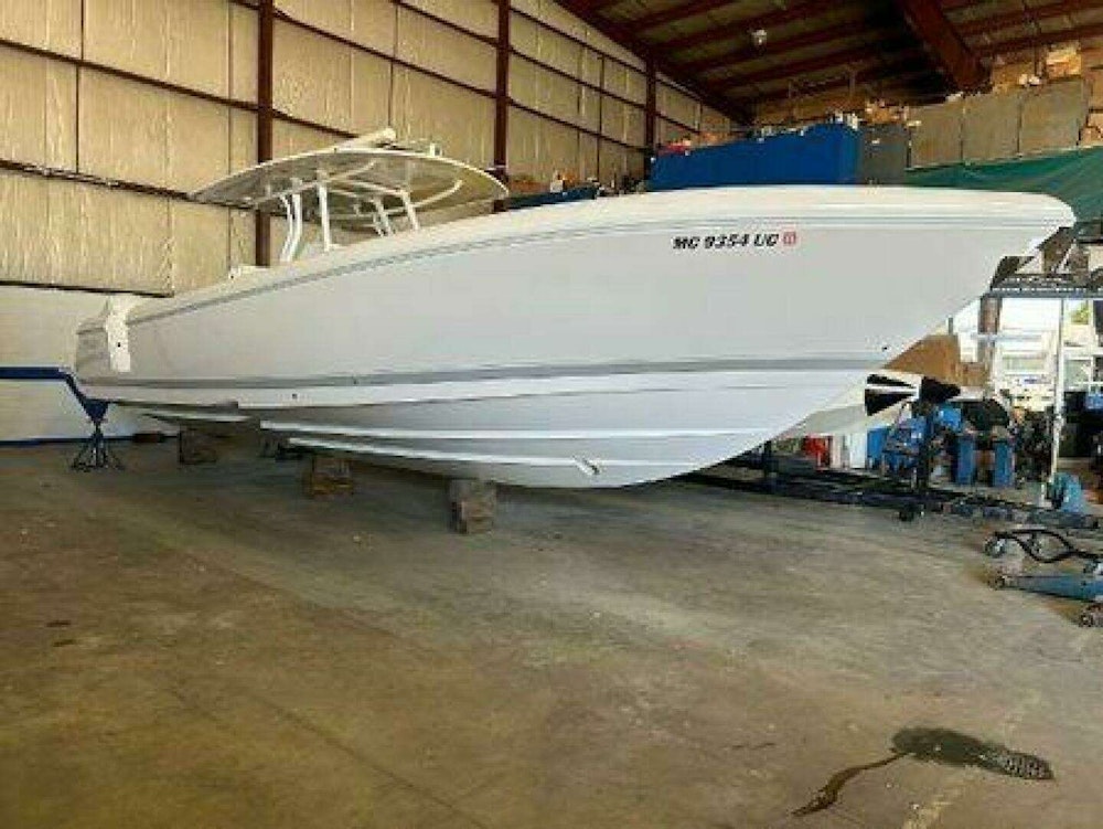 Intrepid 375 CC Yacht For Sale