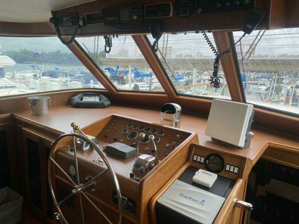 Hatteras 53 ED Yacht For Sale