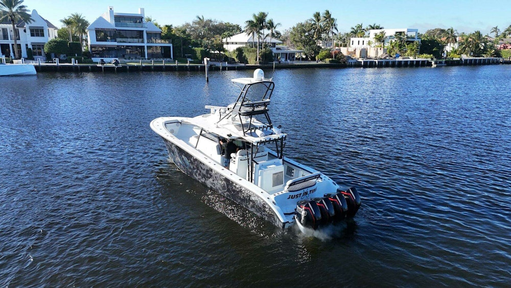 Yellowfin 24 Center Console Yacht For Sale