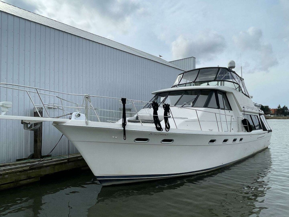 Bayliner  Yacht For Sale