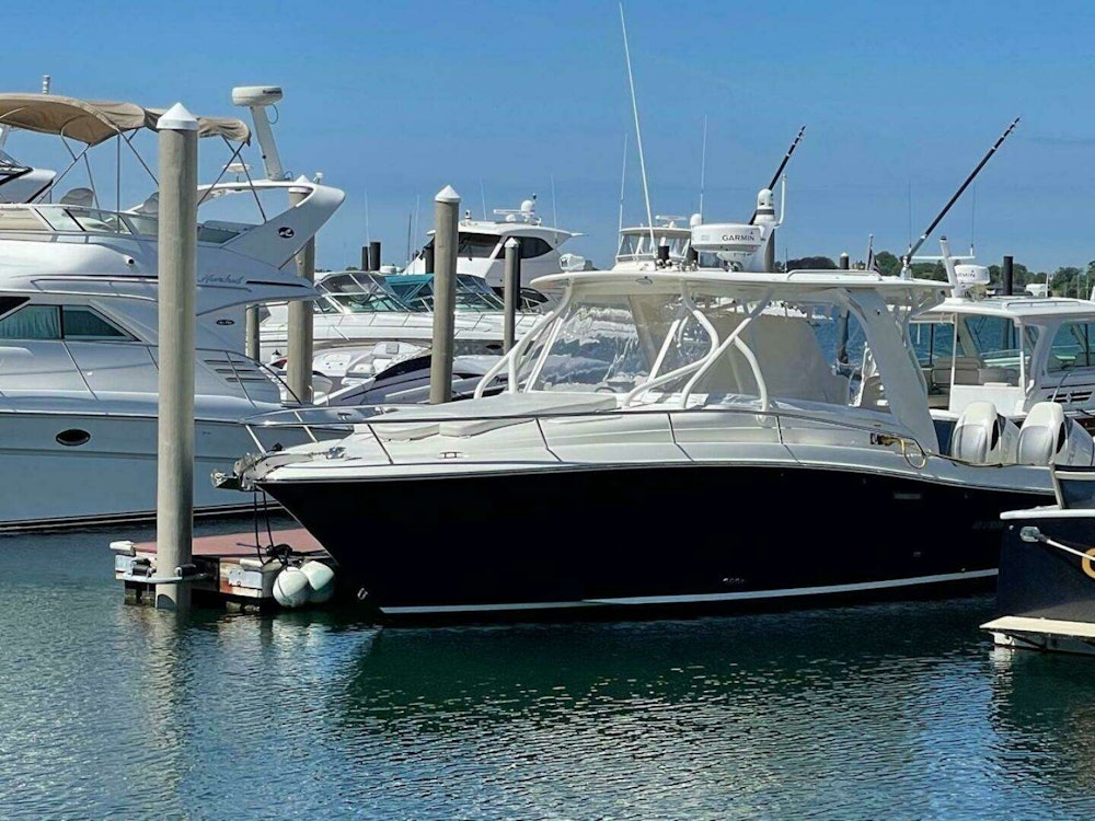 Hydra-Sports 3600 VX Yacht For Sale