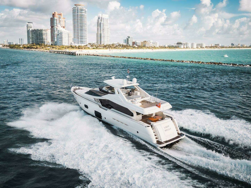 Ferretti Yachts 870 Yacht For Sale