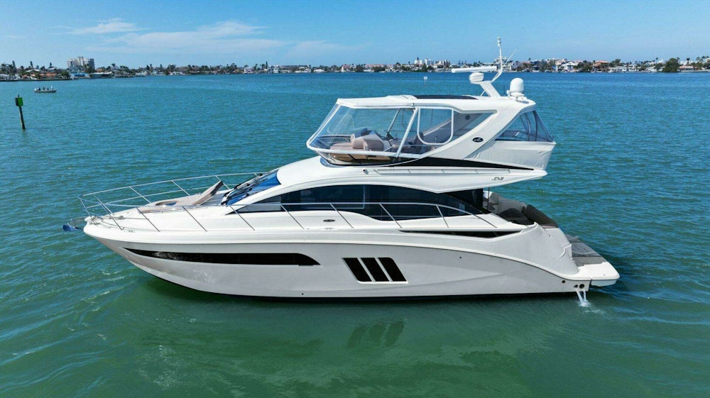 Sea Ray 510 Fly Yacht For Sale