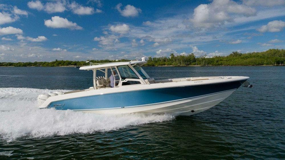 Boston Whaler 380 Outrage Yacht For Sale