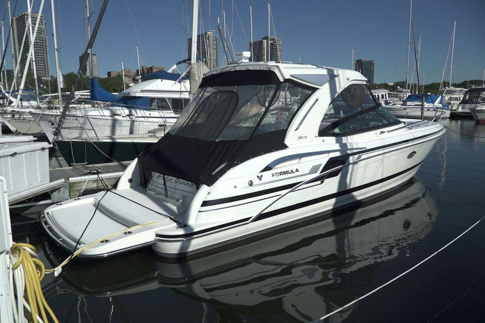 Formula 350 SS Yacht For Sale
