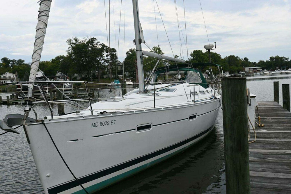 Beneteau 373 Yacht For Sale