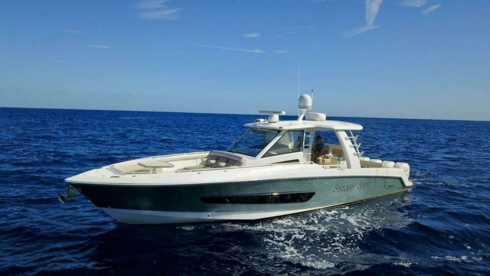 Boston Whaler  Yacht For Sale