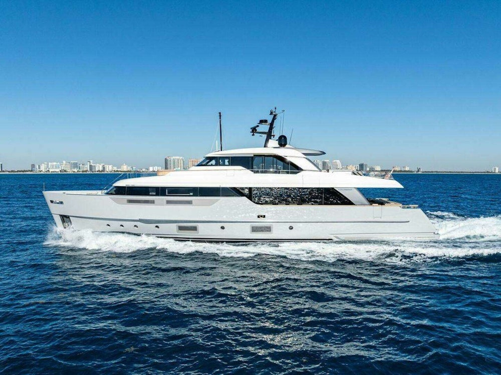 Sanlorenzo SD96 Yacht For Sale