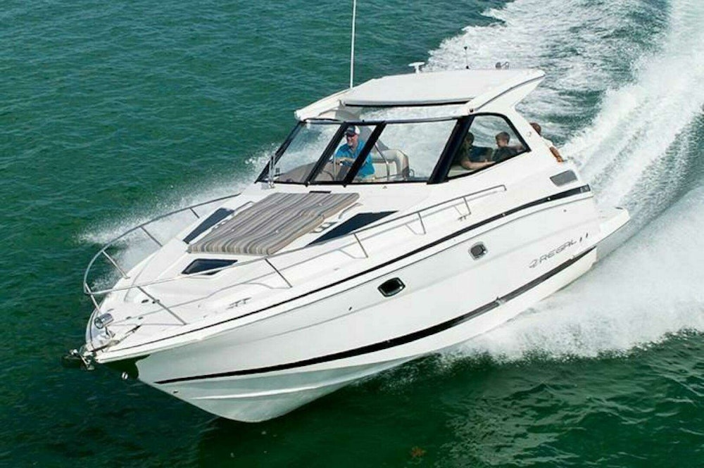 Regal 35 Sport Coupe Yacht For Sale
