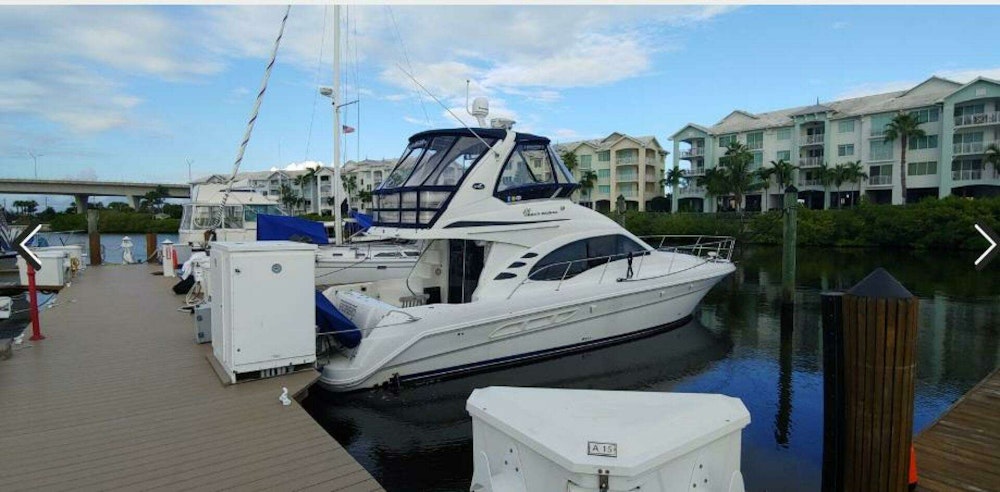Sea Ray 420 Sedan Bridge Yacht For Sale