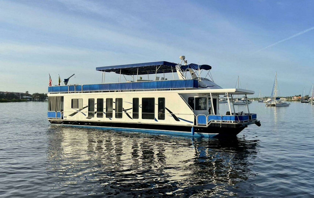 Thoroughbred  Yacht For Sale