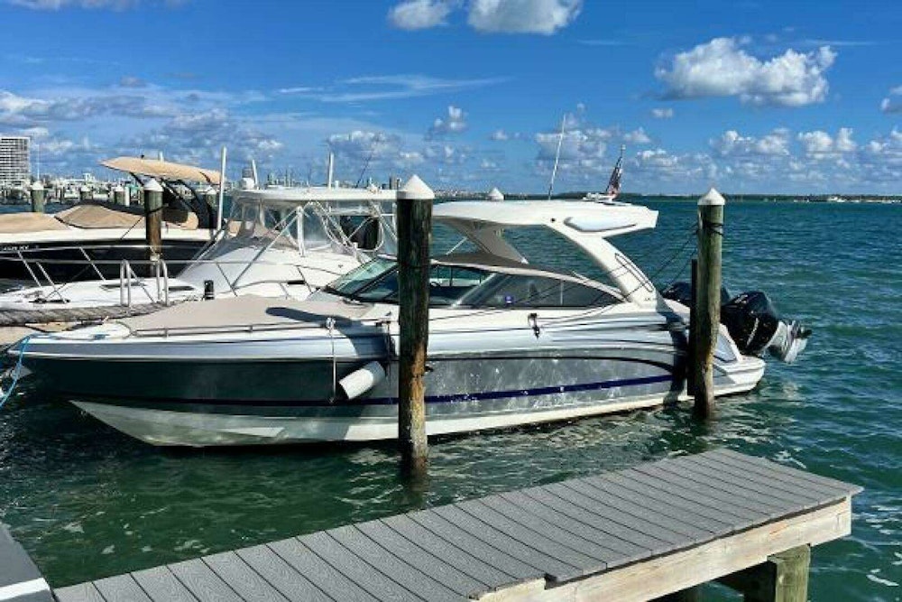 Formula 330 CBR Yacht For Sale