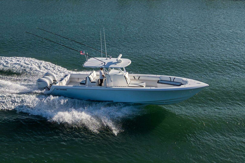Contender 39 ST Yacht For Sale