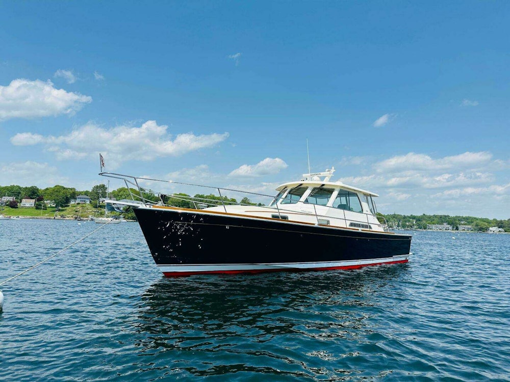 Sabre 42 Hardtop Express Yacht For Sale