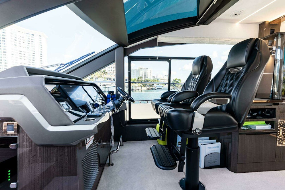 Galeon 640 Fly Yacht For Sale