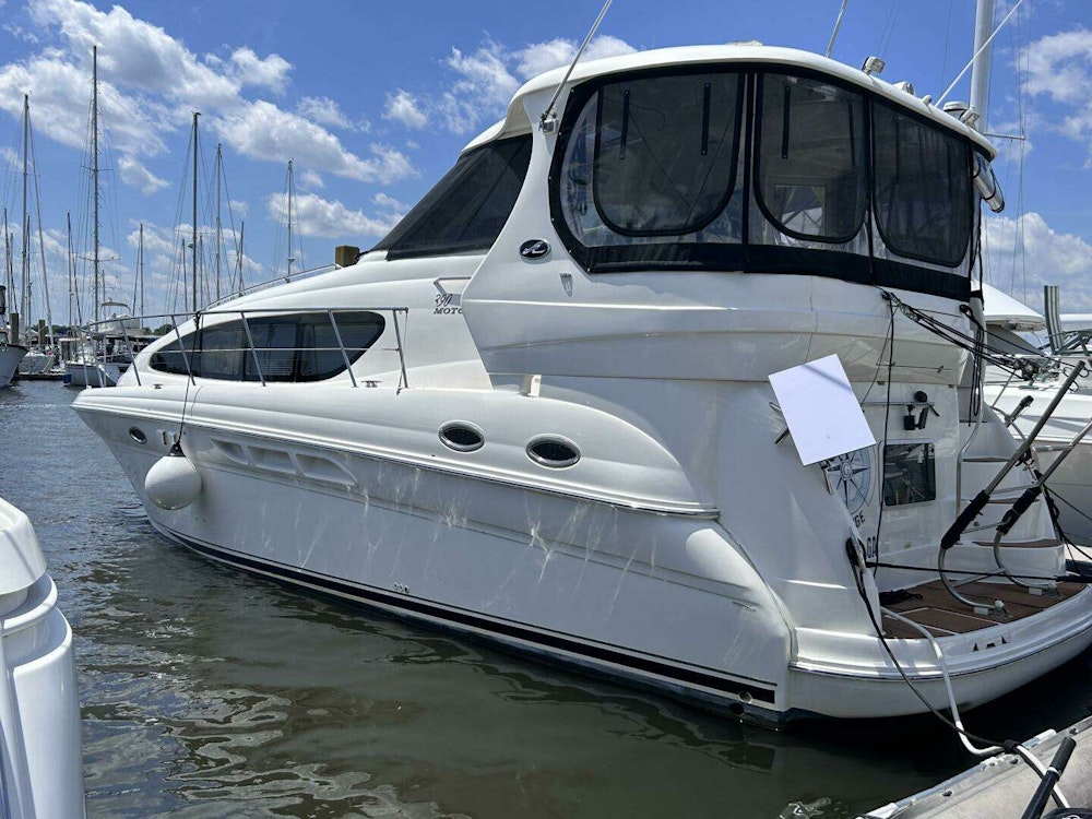 Sea Ray 39 Motor Yacht Yacht For Sale
