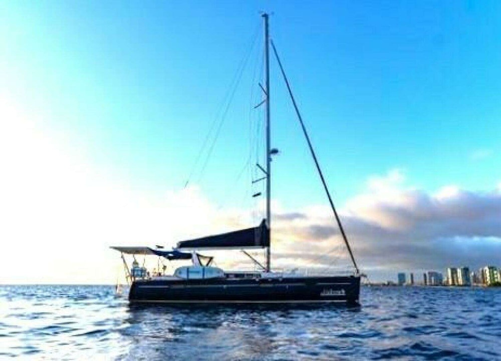 Beneteau Oceanis Yacht For Sale